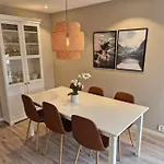 Familievennlig Bolig Med Fine Utearealer Sandefjord