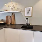Familievennlig Bolig Med Fine Utearealer Tatil Evi *