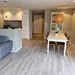 Tatil Evi Familievennlig Bolig Med Fine Utearealer Sandefjord